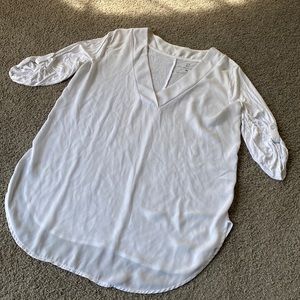 New York & Company women’s white short sleeved top